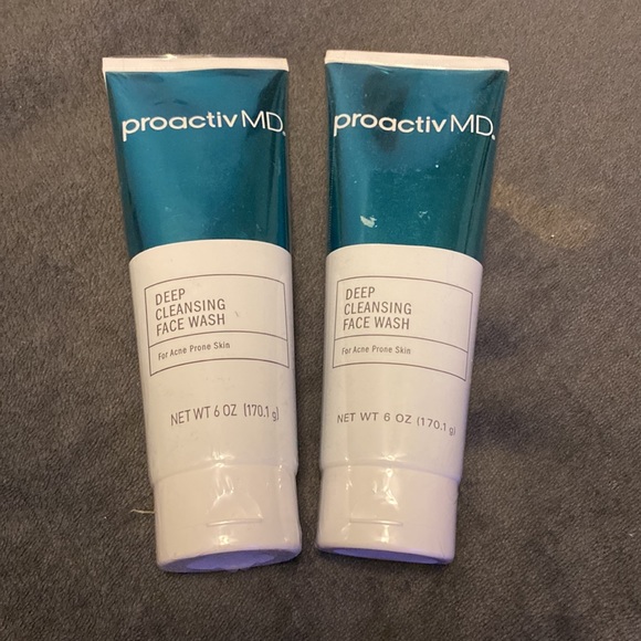 Proactiv md bundle skin care treatment - Picture 4 of 6